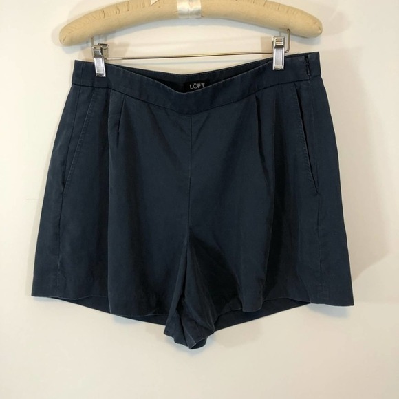 LOFT Navy Blue Shorts Sz 8 - Picture 1 of 5